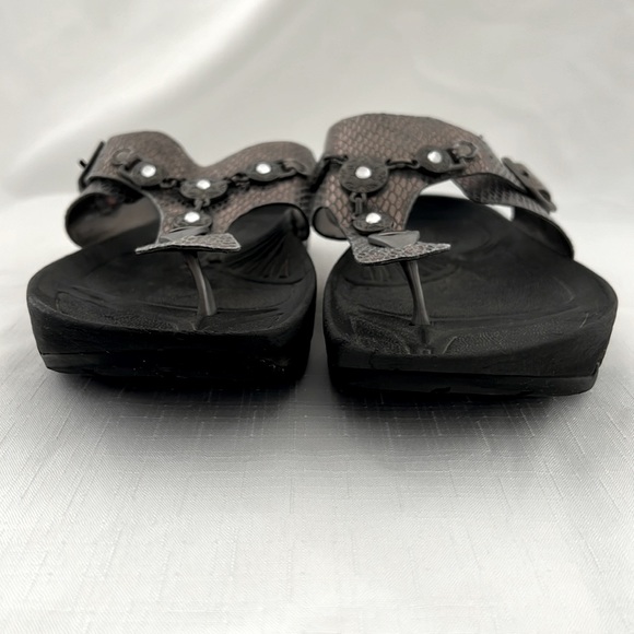 earth / Jeweled Sandals / Host Pick - Picture 4 of 11